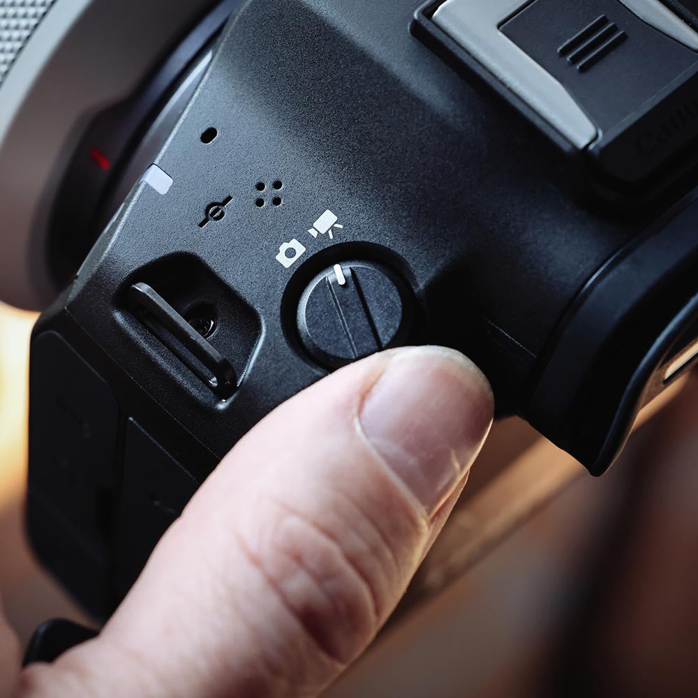 CANON EOS R6 Mark III + RF 24-105 mm f/4-7,1 IS STM
