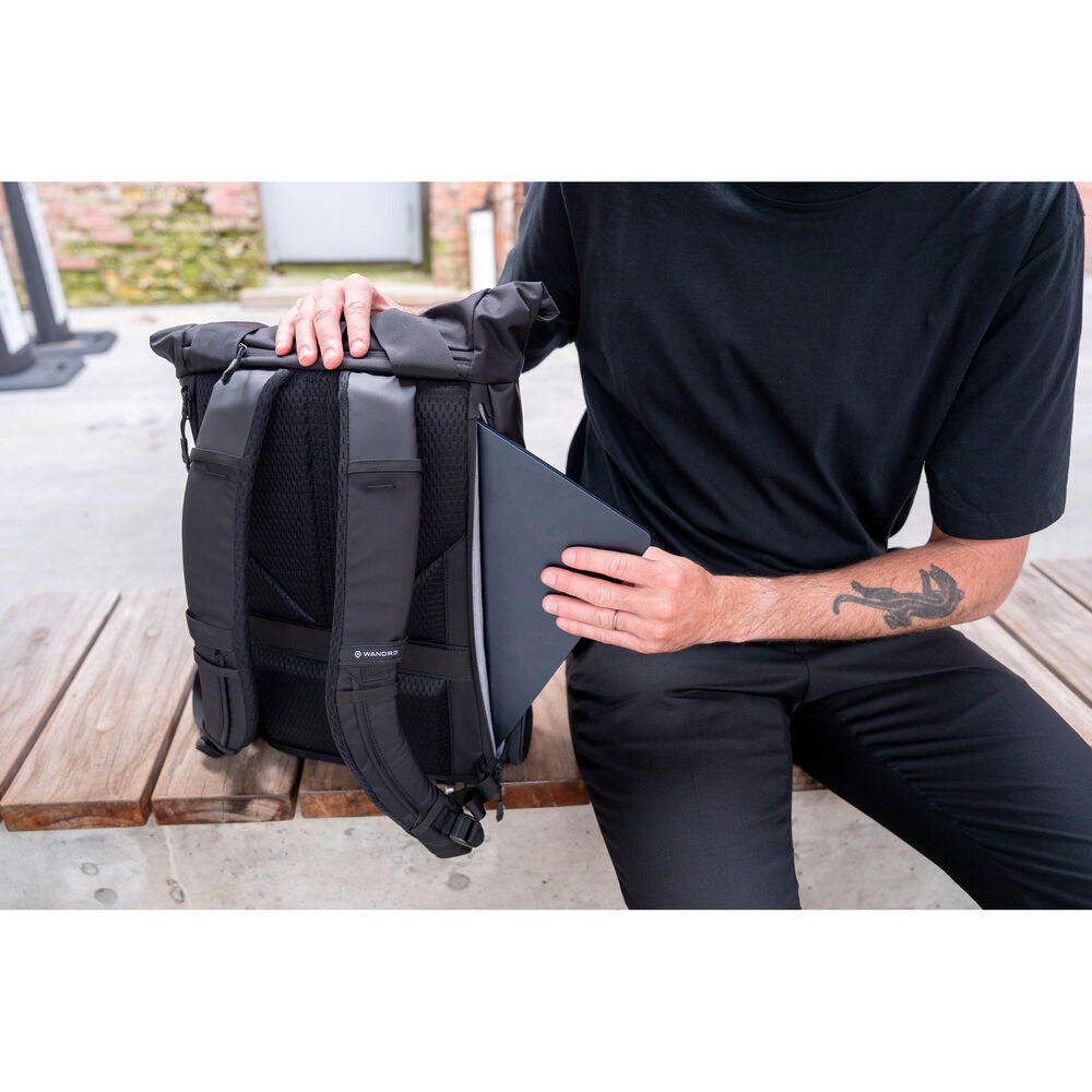 WANDRD THE PRVKE EDC 18L YUMA TAN V4